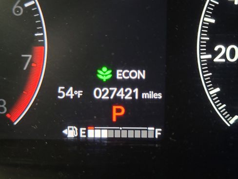 Certified 2023 Honda HR-V LX image 22