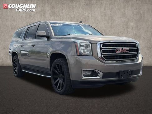 Used 2019 GMC Yukon XL SLT AWD/4WD image 1