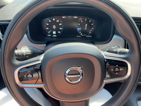 Used 2019 Volvo V90 T6 Cross Country w/ Advanced Package AWD/4WD image 12