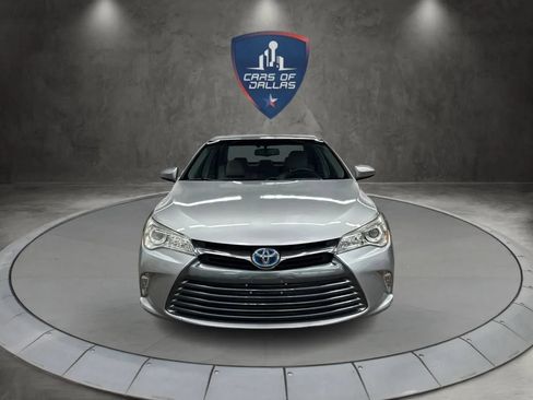 Used 2016 Toyota Camry XLE w/ Moonroof Package FWD image 8