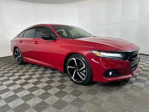 Used 2022 Honda Accord Sport image 2