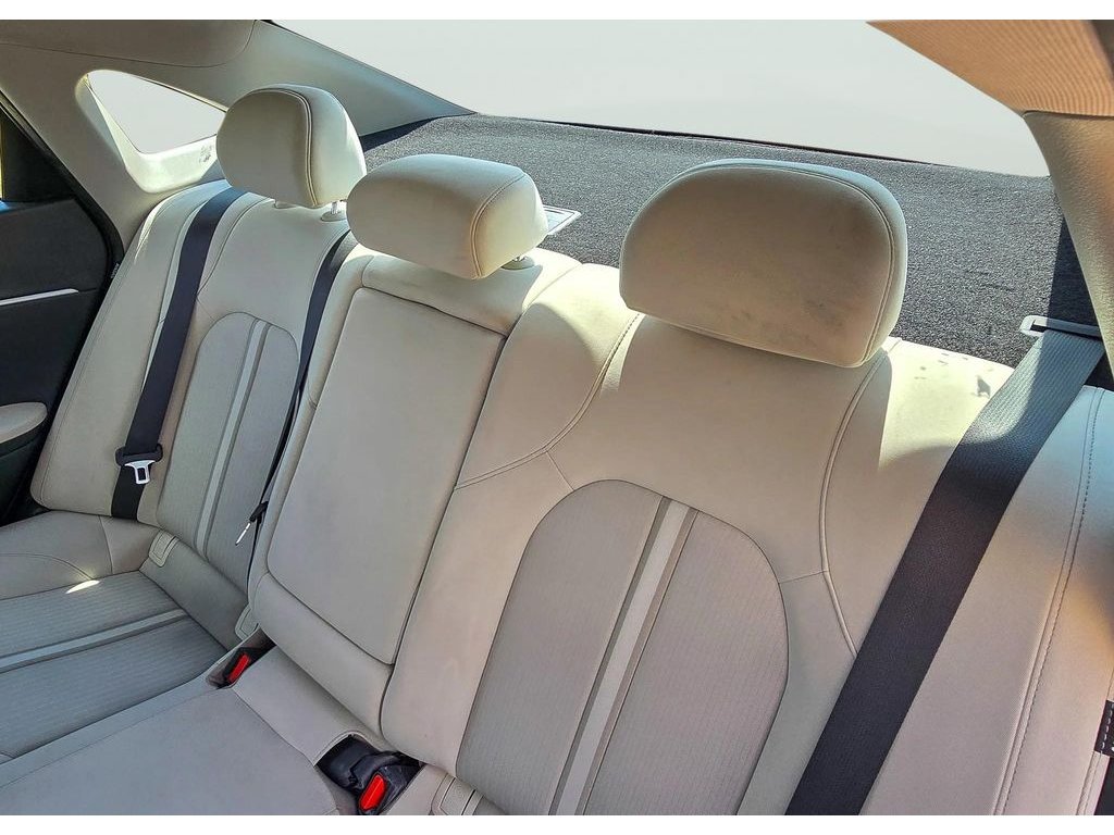 Used 2025 Hyundai Sonata SEL FWD image 20
