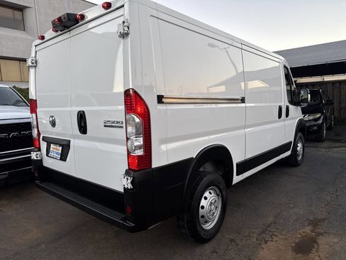 Used 2023 RAM ProMaster 2500 image 9