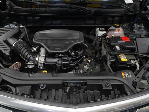 Used 2019 Cadillac XT5 AWD image 32