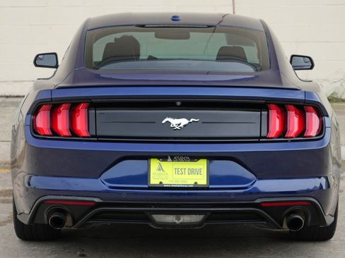 Used 2018 Ford Mustang Premium w/ Equipment Group 201A RWD image 39