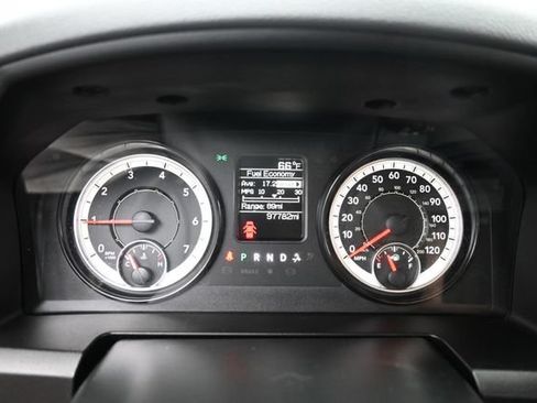 Used 2019 RAM 1500 Express w/ Express Value Package AWD/4WD image 15
