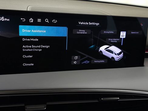 Used 2026 Genesis GV70 2.5T Advanced image 18