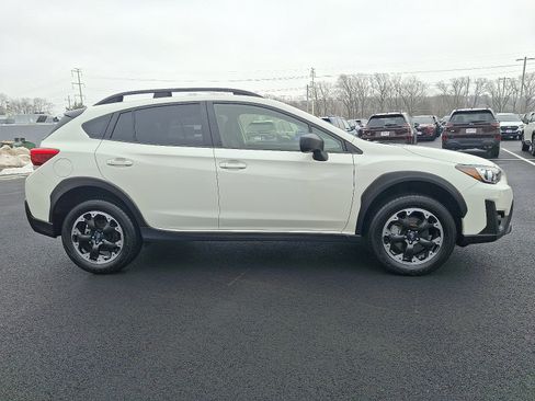Certified 2023 Subaru Crosstrek 2.0i image 7