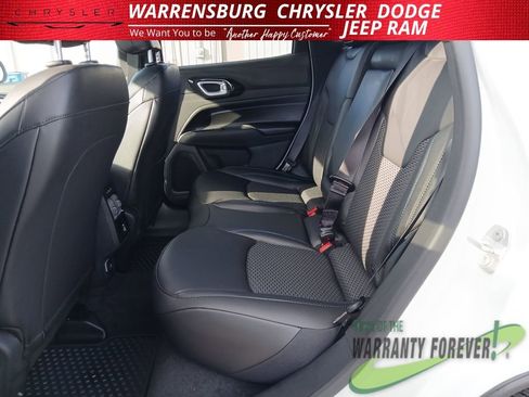 New 2026 Jeep Compass Latitude image 14