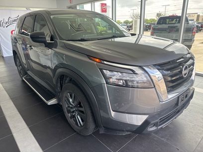 Used 2024 Nissan Pathfinder S