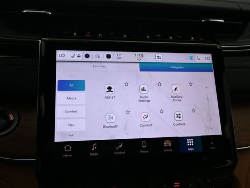 New 2025 Jeep Grand Cherokee Summit image 28