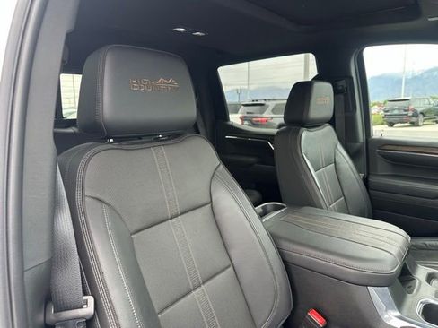 Certified 2024 Chevrolet Silverado 1500 High Country w/ High Country Premium Package AWD/4WD image 19