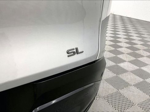 Used 2025 Nissan Murano SL image 9