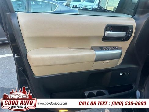 Used 2019 Toyota Sequoia Limited image 5