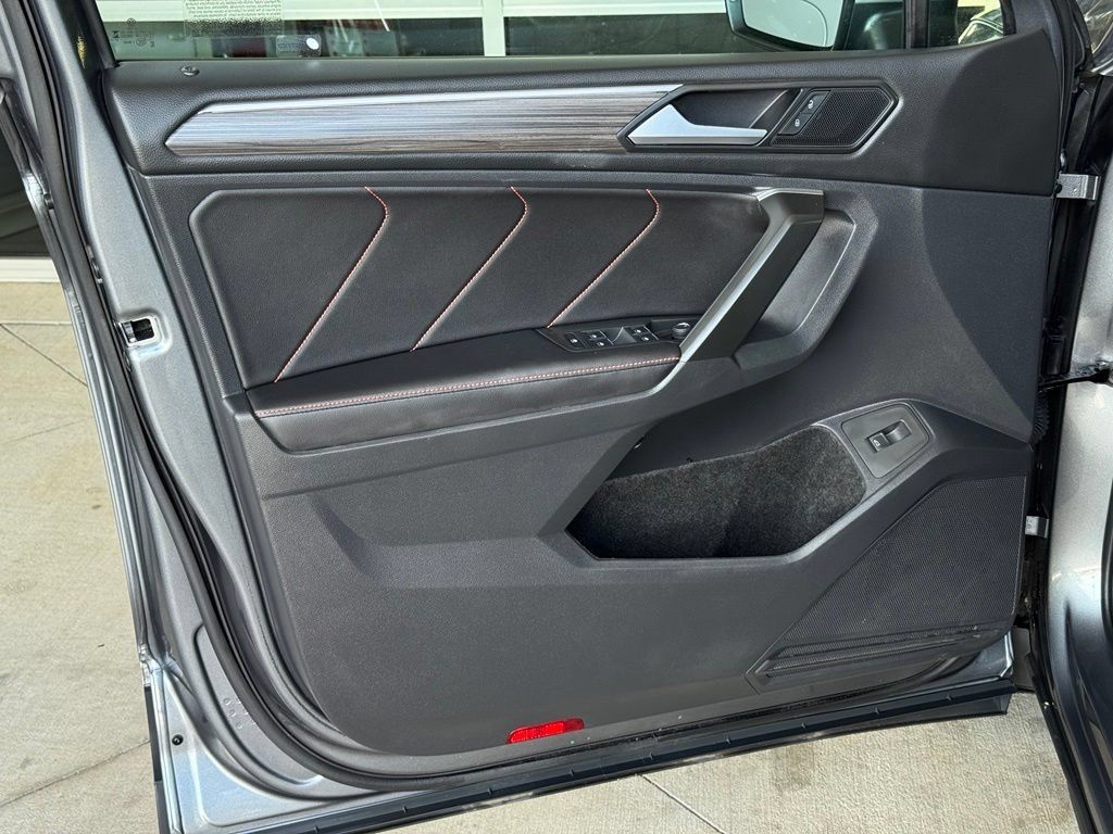 Used 2024 Volkswagen Tiguan Wolfsburg Edition AWD/4WD image 26