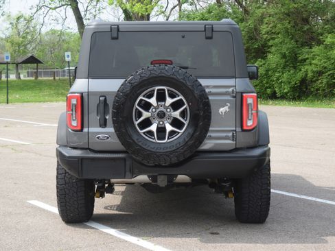 Used 2022 Ford Bronco Badlands image 23