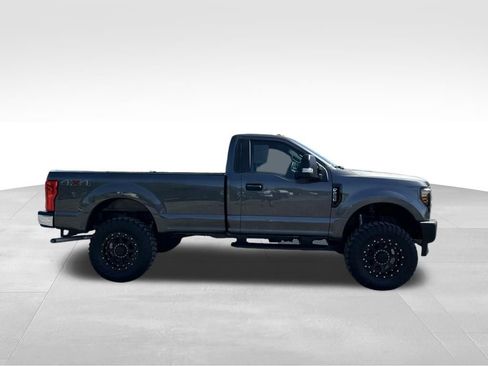 Used 2017 Ford F250 XL w/ Power Equipment Group AWD/4WD image 23