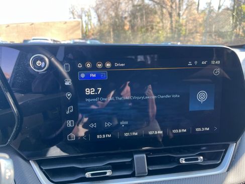 Used 2025 Chevrolet Equinox LT image 21