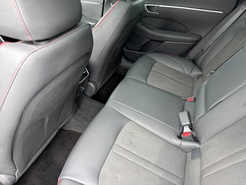 Used 2023 Hyundai Sonata SEL Plus image 15