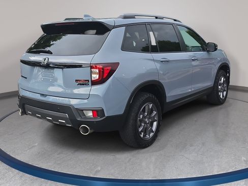 Used 2024 Honda Passport TrailSport image 5