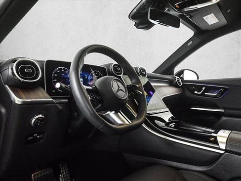 Certified 2025 Mercedes-Benz GLC 300 4MATIC image 10