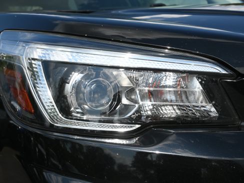 Used 2019 Subaru Forester Sport AWD/4WD image 11