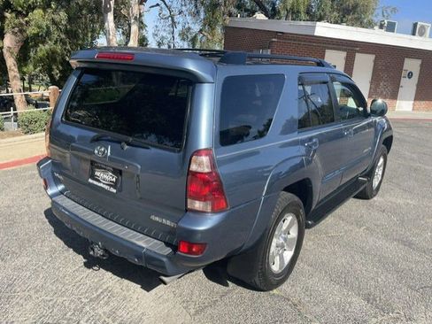 Used 2005 Toyota 4Runner Limited AWD/4WD image 3