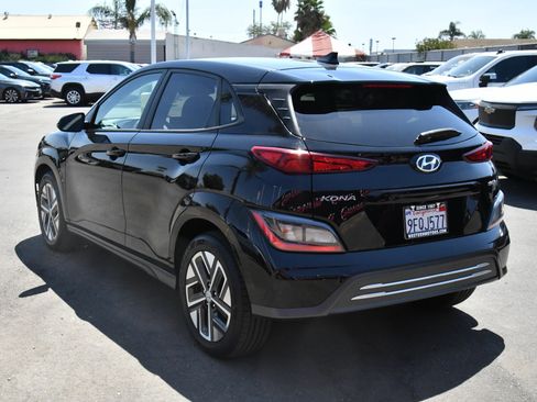 Used 2023 Hyundai Kona SE w/ Cargo Package FWD image 6