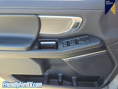Certified 2025 Ford Expedition Platinum AWD/4WD image 21