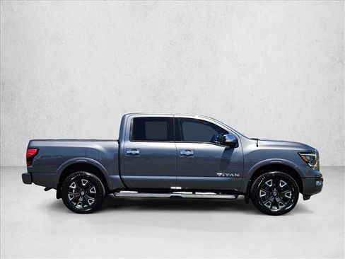 Used 2021 Nissan Titan Platinum Reserve w/ Moonroof Package AWD/4WD image 4