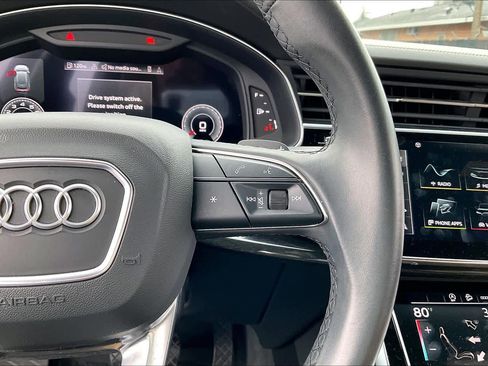 Used 2022 Audi Q8 Prestige image 21