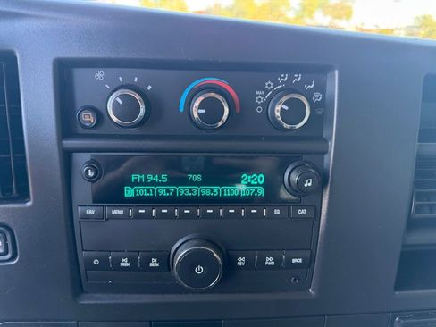 Used 2025 Chevrolet Express 3500 LT w/ LT Preferred Equipment Group image 29