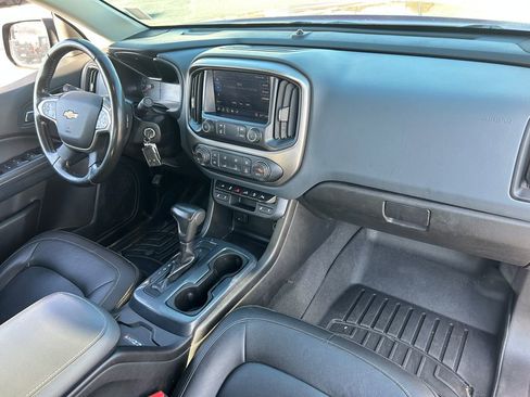 Used 2020 Chevrolet Colorado Z71 AWD/4WD image 32
