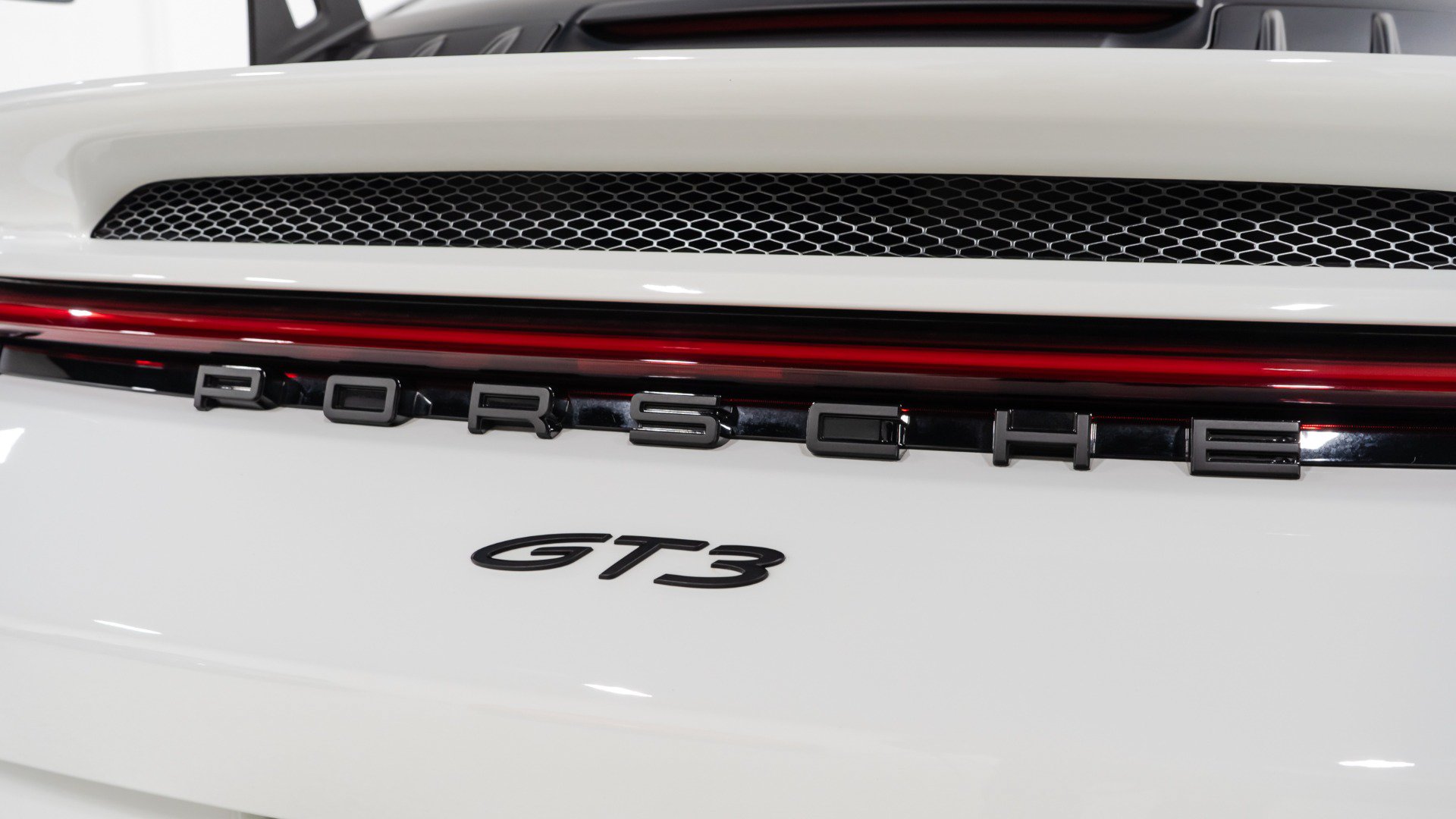 Used 2022 Porsche 911 GT3 RWD image 23
