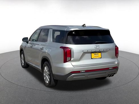 Used 2025 Hyundai Palisade SEL FWD image 9