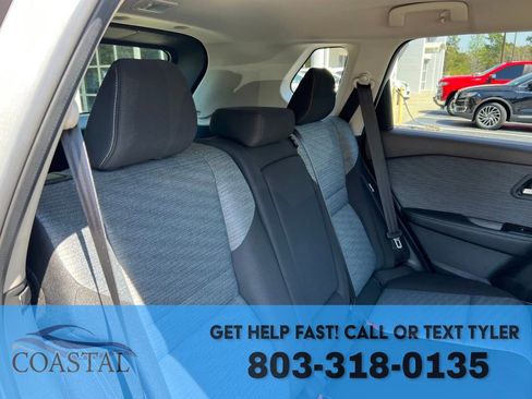 Used 2021 Nissan Rogue SV image 23