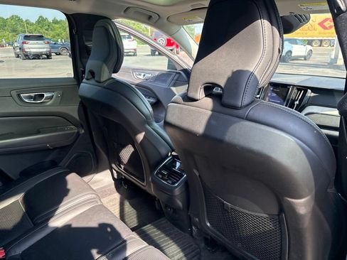 Used 2021 Volvo XC60 T5 Inscription AWD/4WD image 35