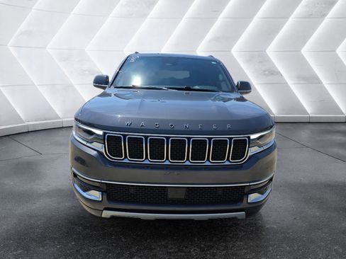 Used 2022 Jeep Wagoneer Series II RWD image 2