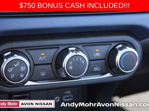 New 2025 Nissan Versa SV w/ Trunk Package image 22
