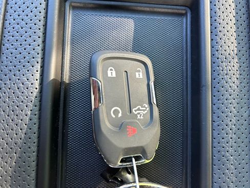 Used 2021 GMC Sierra 1500 Denali w/ Denali Ultimate Package AWD/4WD image 41