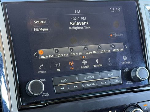 Used 2020 Nissan Titan SV w/ SV Convenience Package image 27