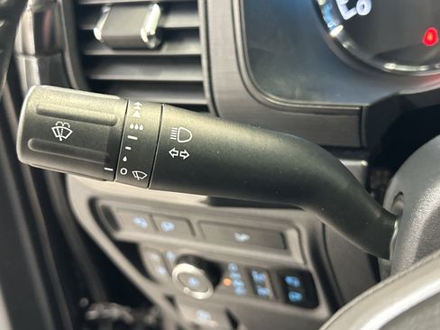 Used 2022 Ford F150 XLT w/ Equipment Group 302A High image 39