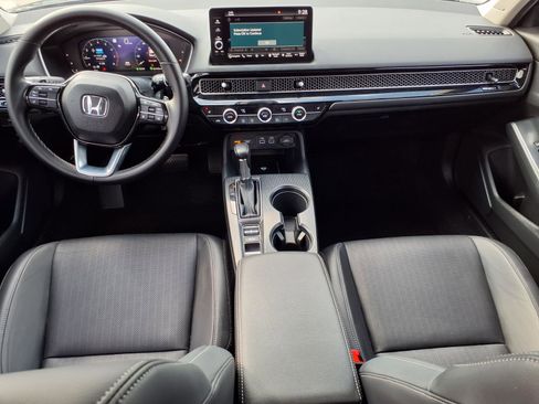 Certified 2023 Honda Civic Touring image 4