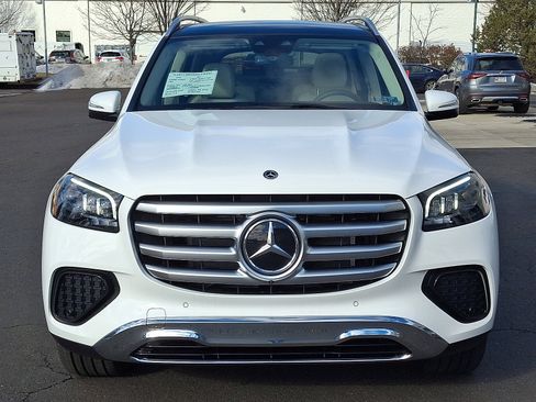 New 2026 Mercedes-Benz GLS 450 4MATIC image 2