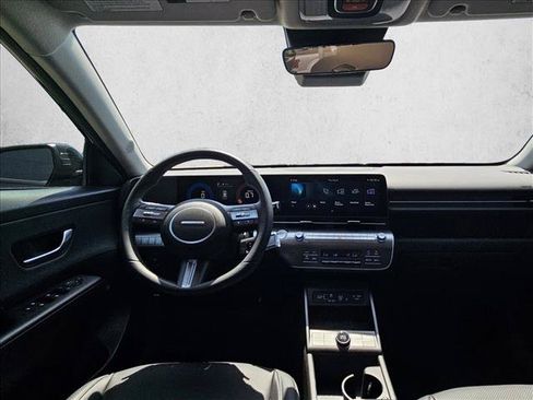 Used 2026 Hyundai Kona SEL Premium FWD image 18