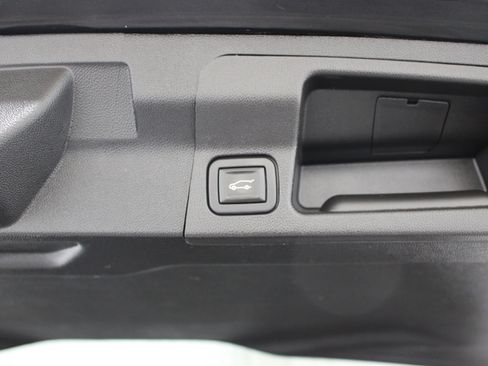 Used 2021 GMC Acadia Denali w/ Denali Ultimate Package AWD/4WD image 26