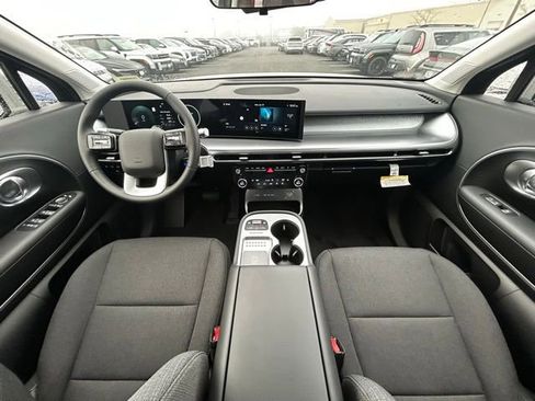 New 2026 Hyundai Ioniq 9 S RWD image 18