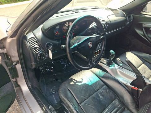 Used 2001 Porsche Boxster RWD image 10