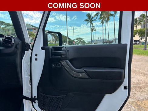 Used 2018 Jeep Wrangler Unlimited Sport S image 15