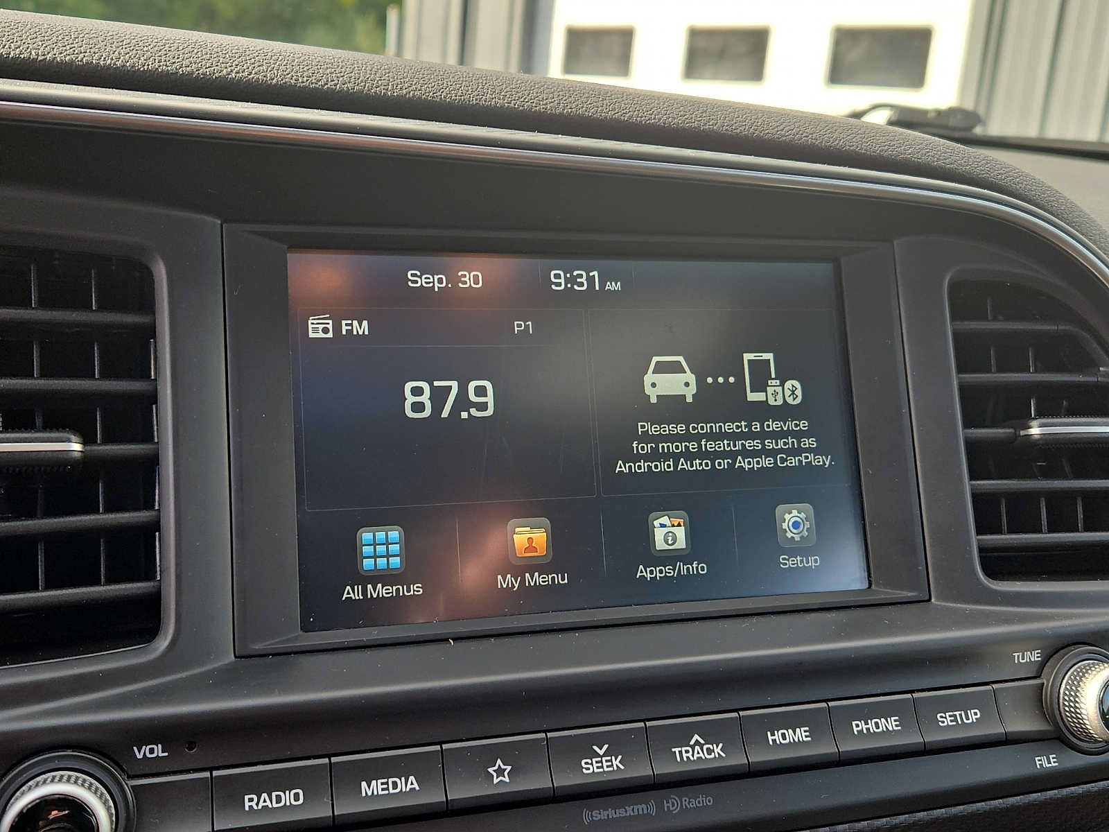 Used 2020 Hyundai Elantra Sport w/ Cargo Package (C1) FWD image 17